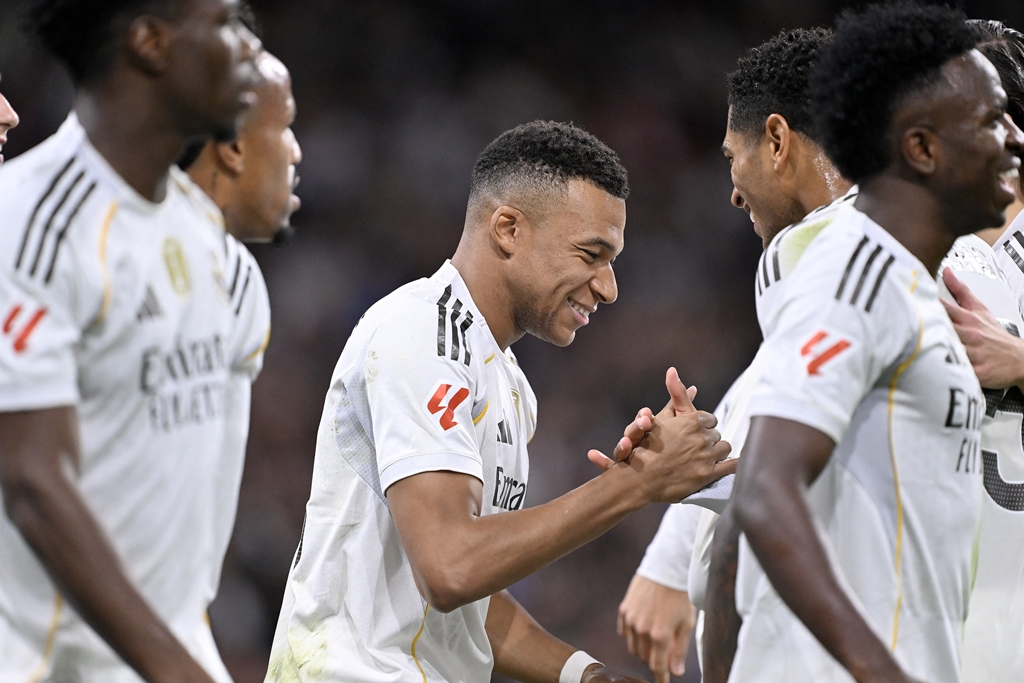 Real Madrid a realizat o revenire spectaculoasă în fața AS Roma în Champions League
