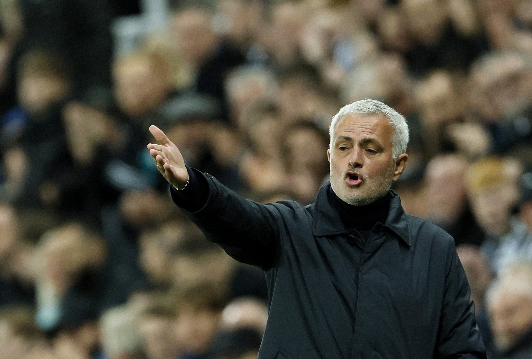 Jose Mourinho critică suspendarea lui Vinicius Jr. și atacă decizia de a anunța sancțiunea înainte de meciuri importante