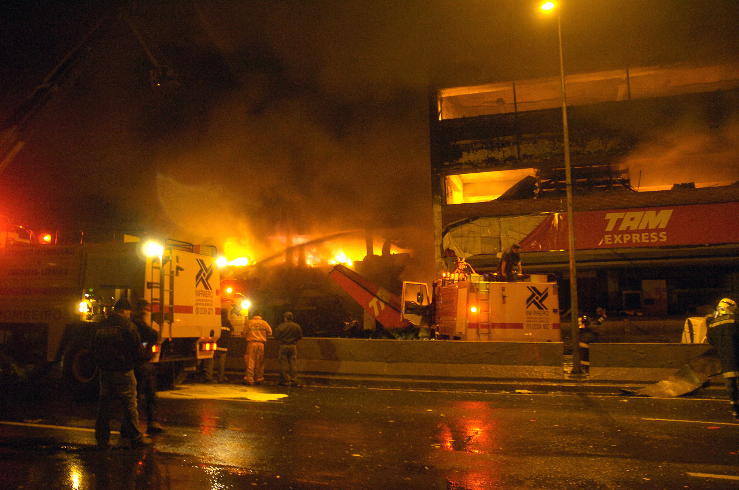 Incendiu la o pizzerie din campusul studențesc Tudor Vladimirescu din Iași