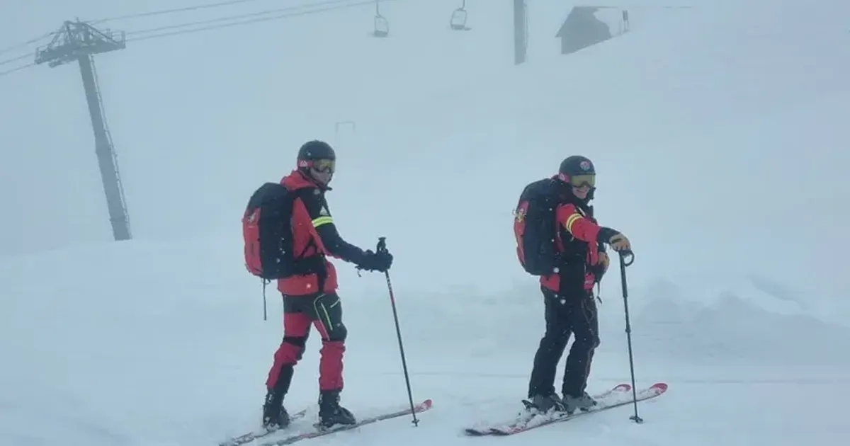 Avertisment de la salvamontiști: Condițiile meteorologice fac periculoase traseele montane în acest weekend