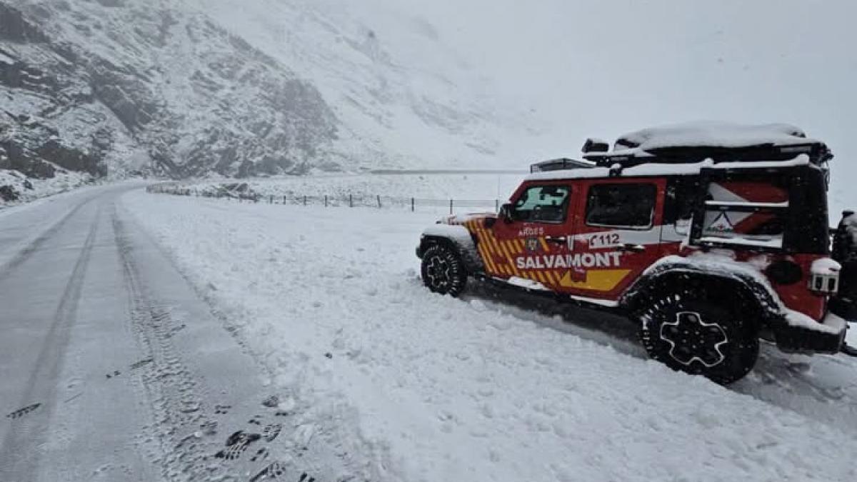 Avertisment de la salvamontiști: Condiții extreme de iarnă la munte în acest weekend