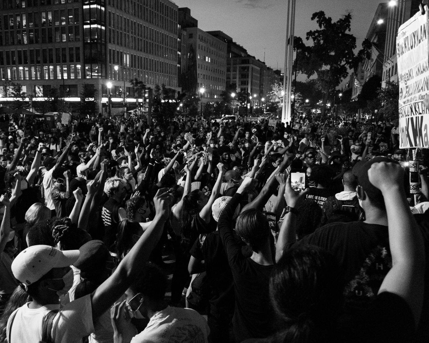 Proteste violente în Belgia din cauza creșterii costurilor cu educația și a reformelor universitare