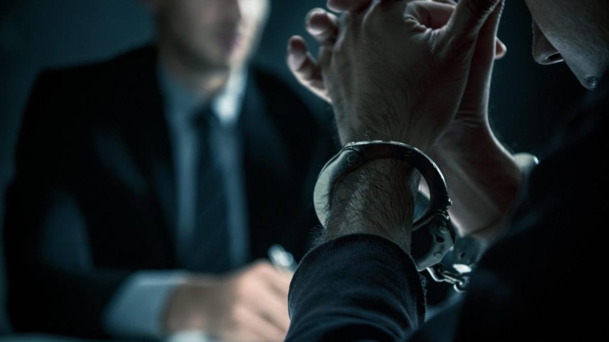 Bărbat reținut în flagrant la București pentru camătă. Victima a plătit dobânzi de 150.000 de euro