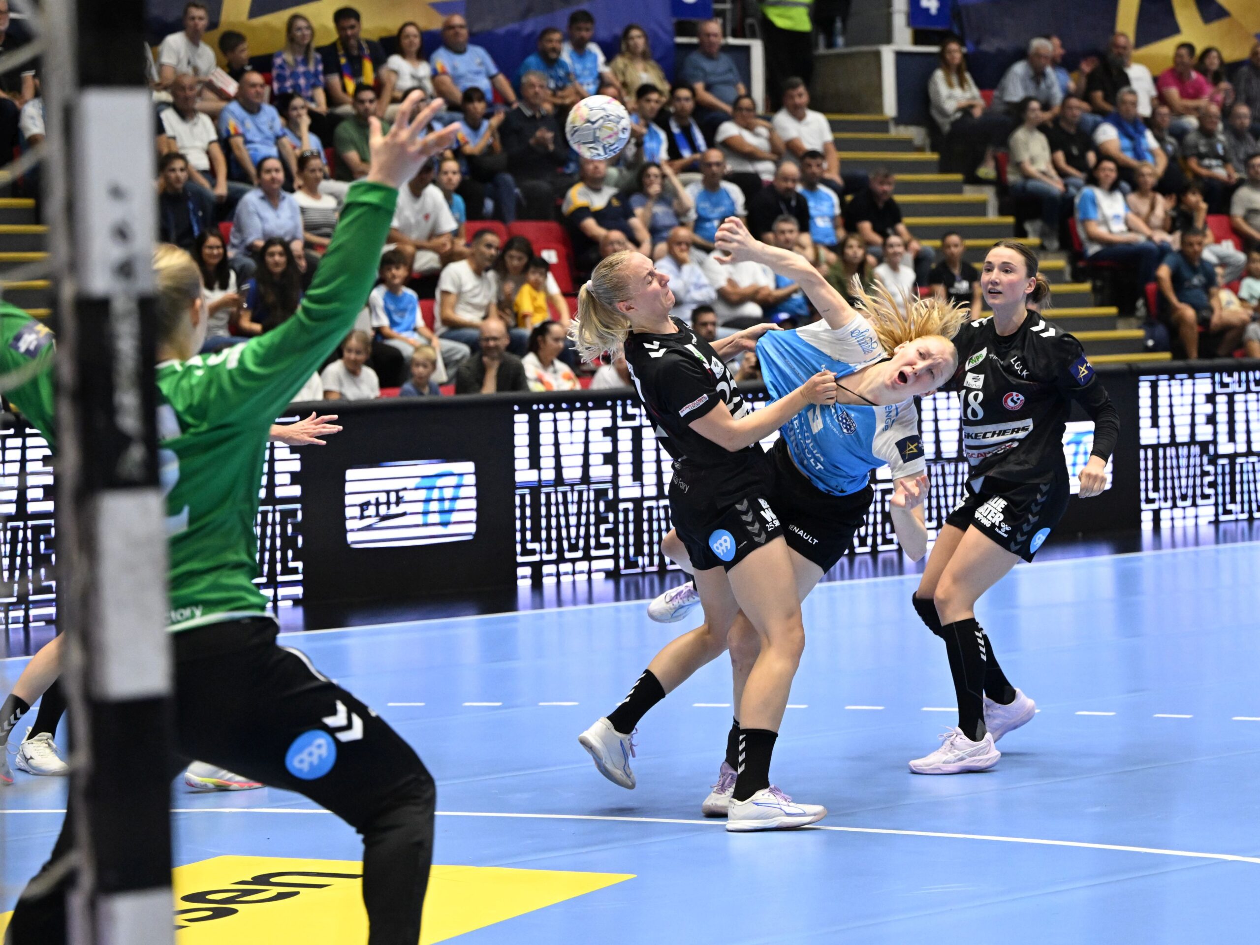 CSM București a suferit un eșec neașteptat pe teren propriu în grupele Champions League