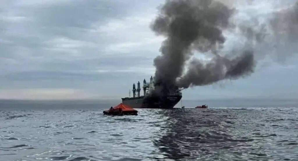 O dronă rusească a lovit o navă comercială în Marea Neagră: căpitanul a fost ucis