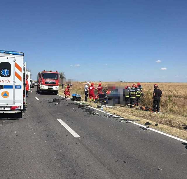 Accident mortal în județul Dolj: Un autoturism a intrat pe contrasens și a lovit un alt vehicul