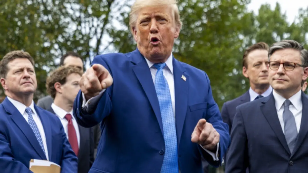Donald Trump folosește conținut generat de AI și citate false pentru a-și susține imaginea publică