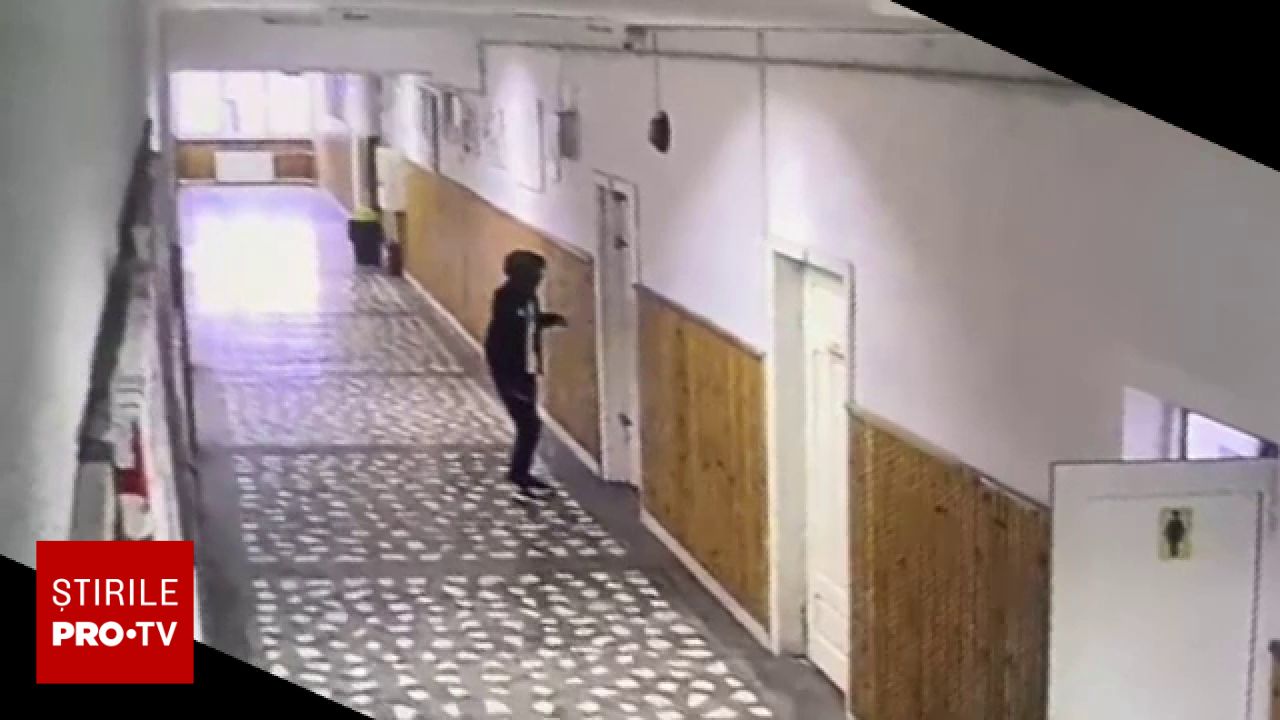 Un adolescent de 13 ani a fost transferat la Psihiatrie infantilă după atacul violent din Bistrița