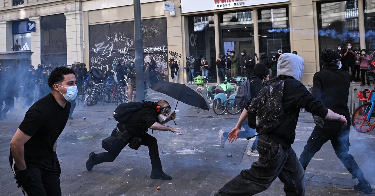 Frustrarea Generației Z în Europa: inegalitățile și problemele economice alimentează protestele violente
