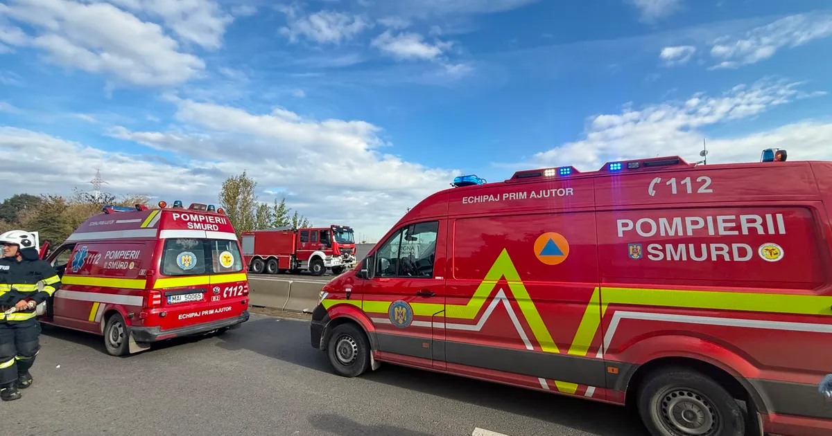 Accident mortal pe DN 7, în zona Buftea: două persoane au decedat după coliziunea dintre un microbuz și o autobasculantă