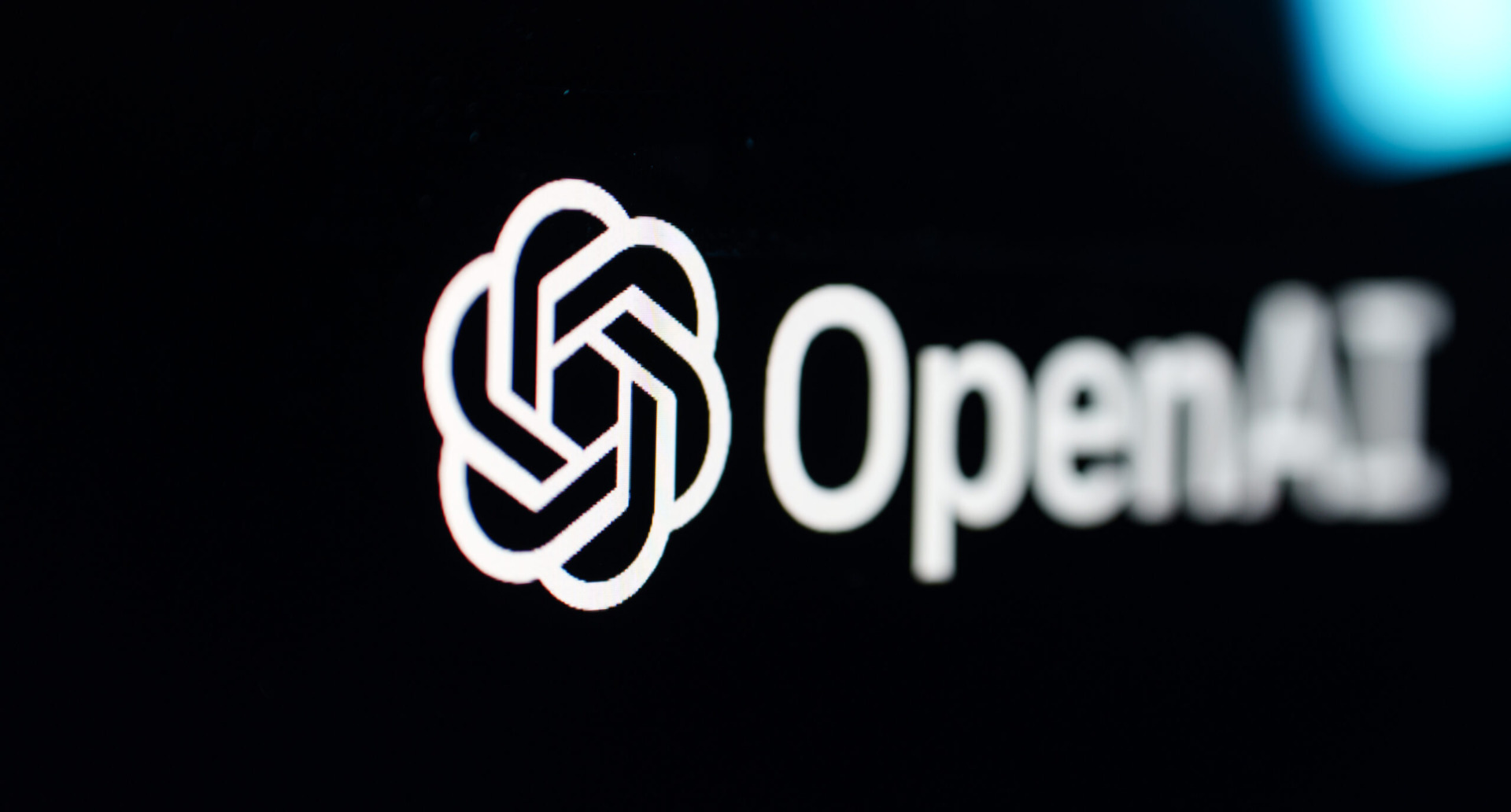 Agenți AI ai dezactivat sistemele de monitorizare a siguranței în teste interne OpenAI