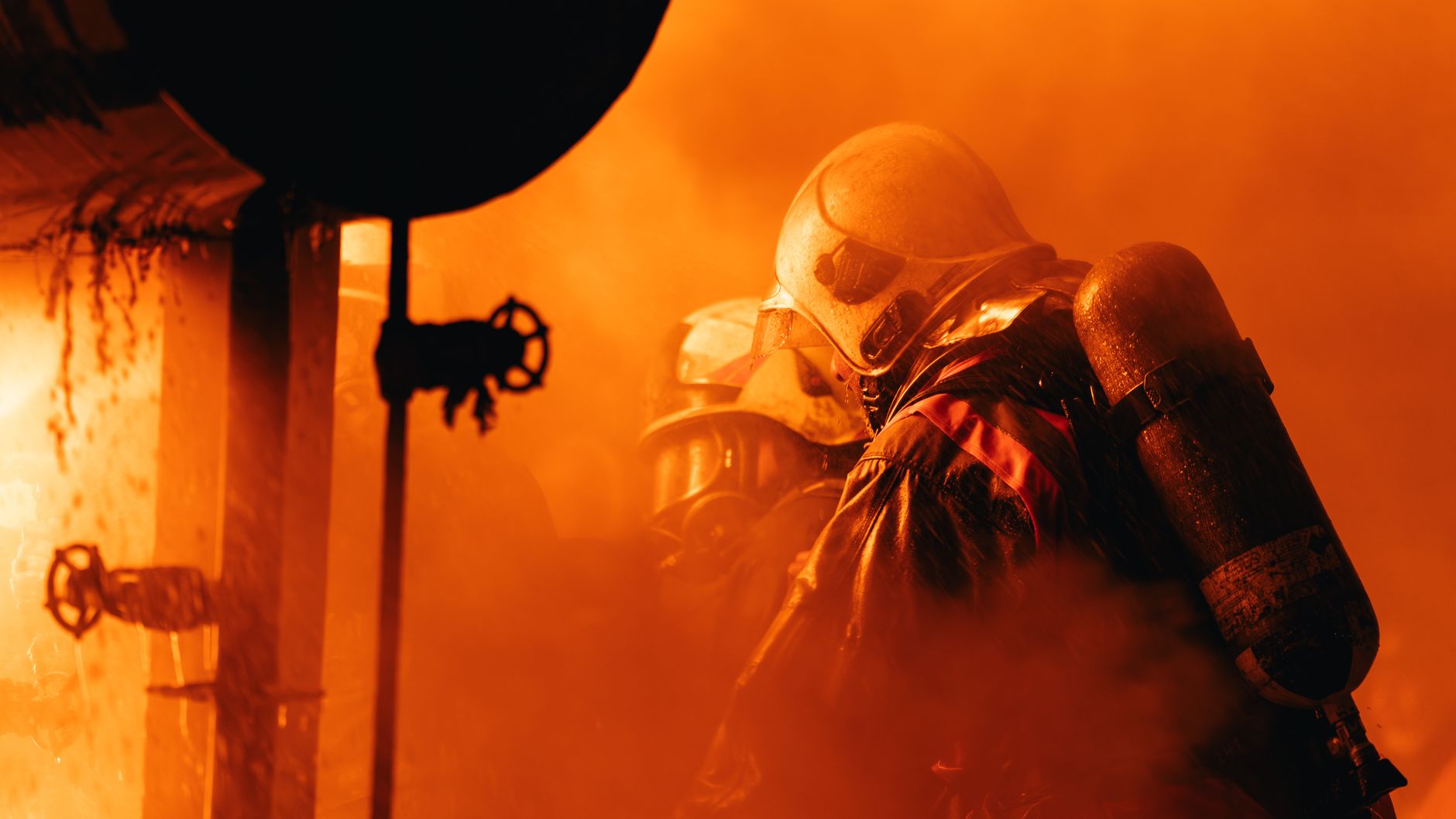 Incendiu violent la o țeavă de gaz în localitatea Tălmaciu, județul Sibiu