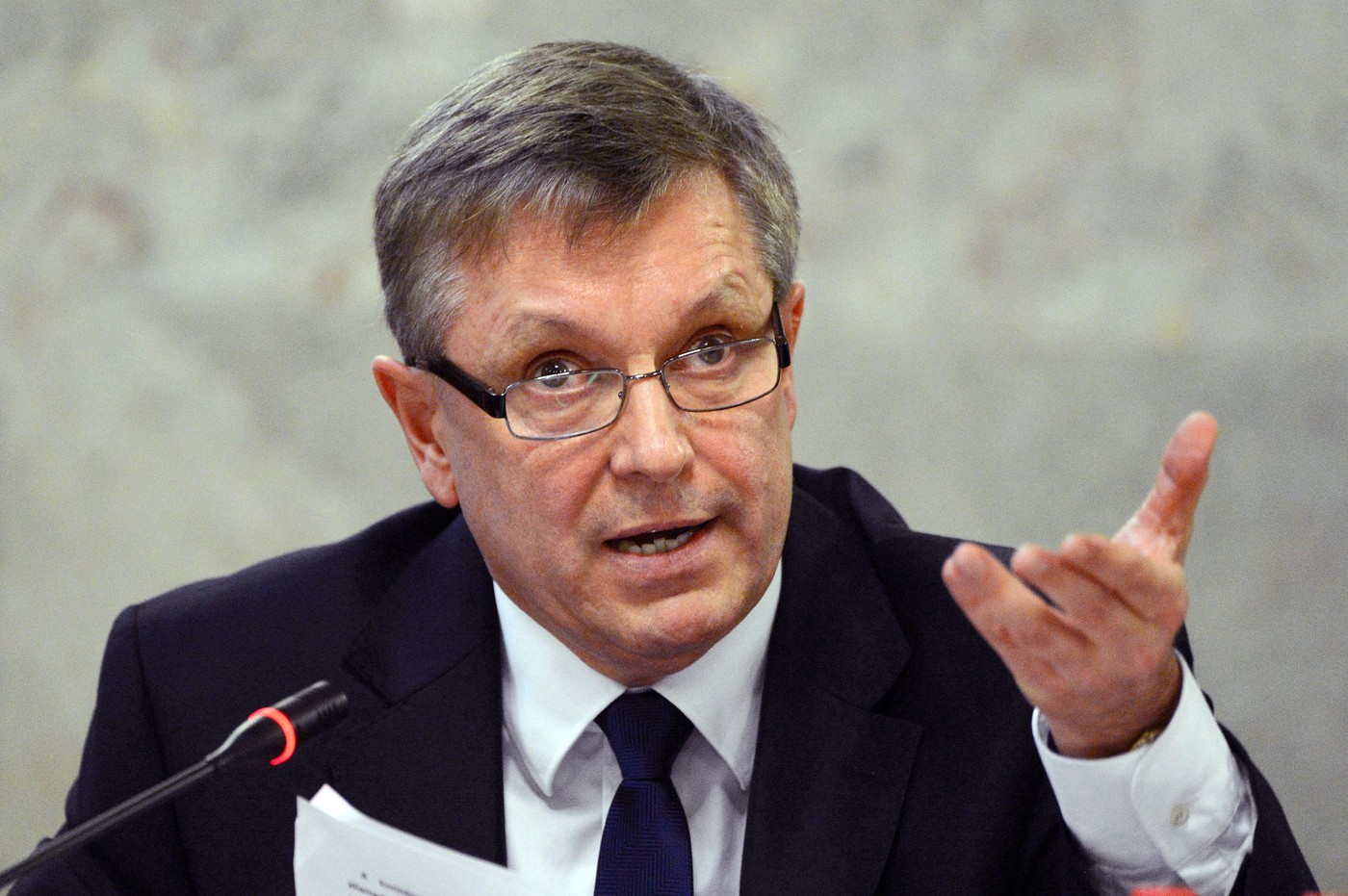 Fostul șef al Băncii Naționale a Ungariei, Gyorgy Matolcsy, a fost reținut de procurori la Budapesta