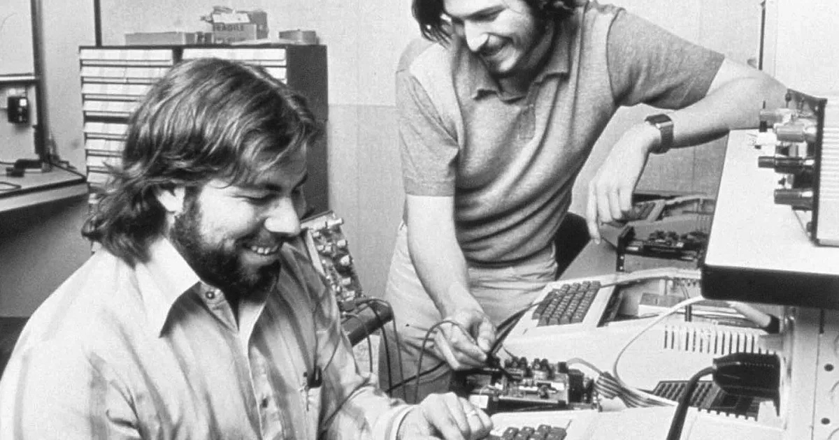 Un computer Apple-1 funcțional a fost vândut la licitație pentru 1.150.000 de dolari