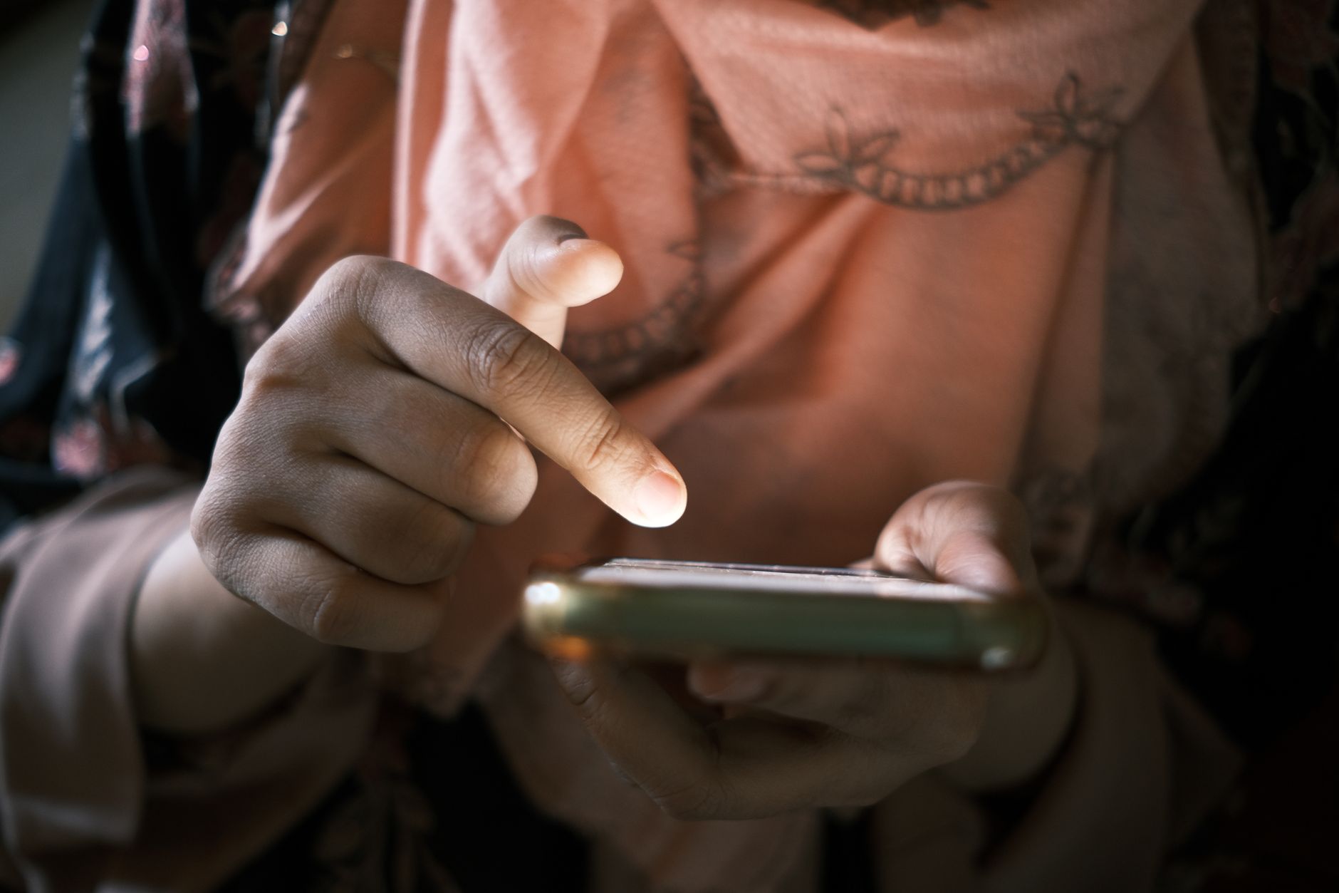 Funcția Android care asociază automat numărul de telefon la conturile Google poate expune datele utilizatorilor