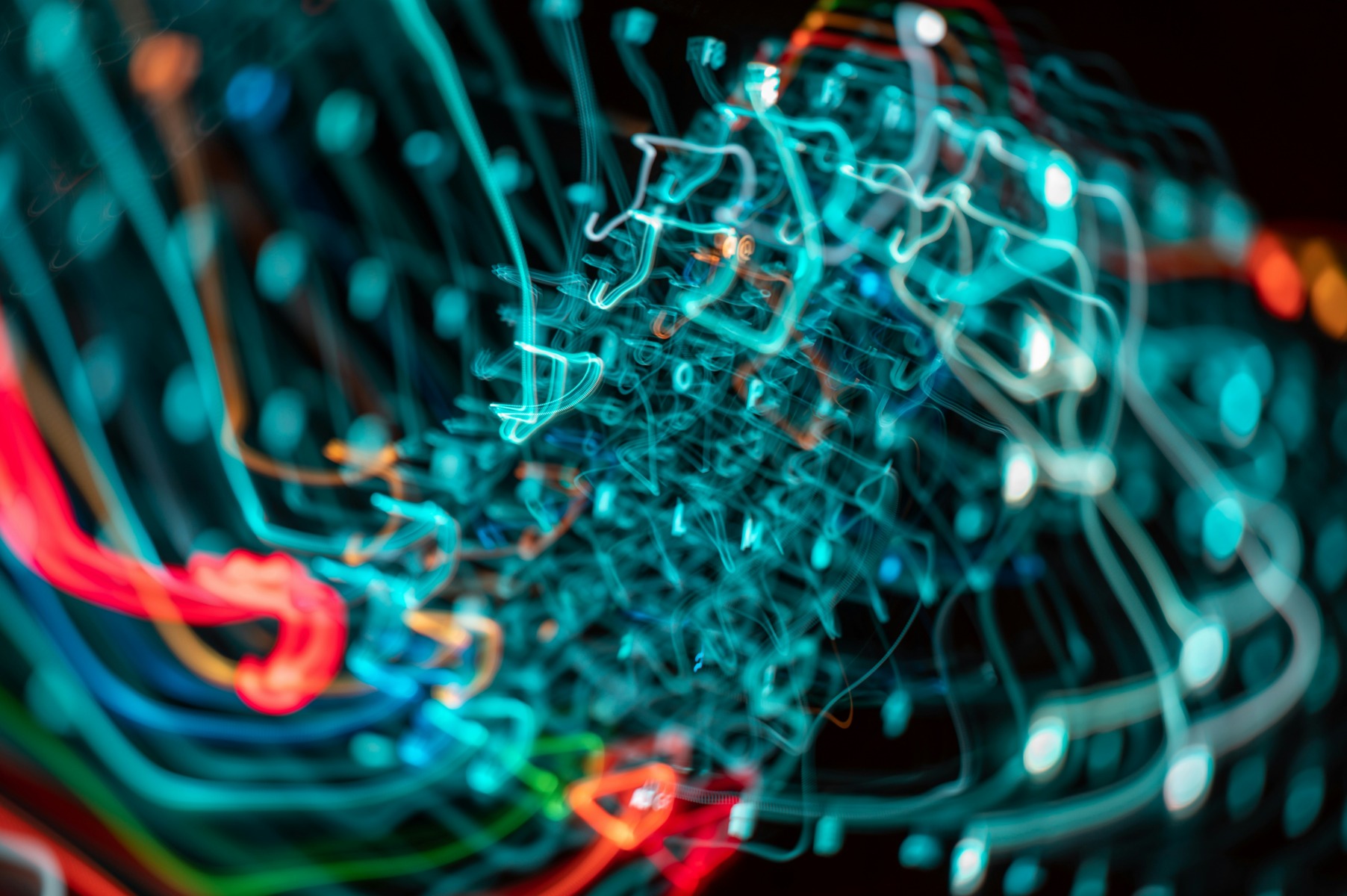 O vulnerabilitate critică descoperită de inteligența artificială amenință 70% din site-urile web globale