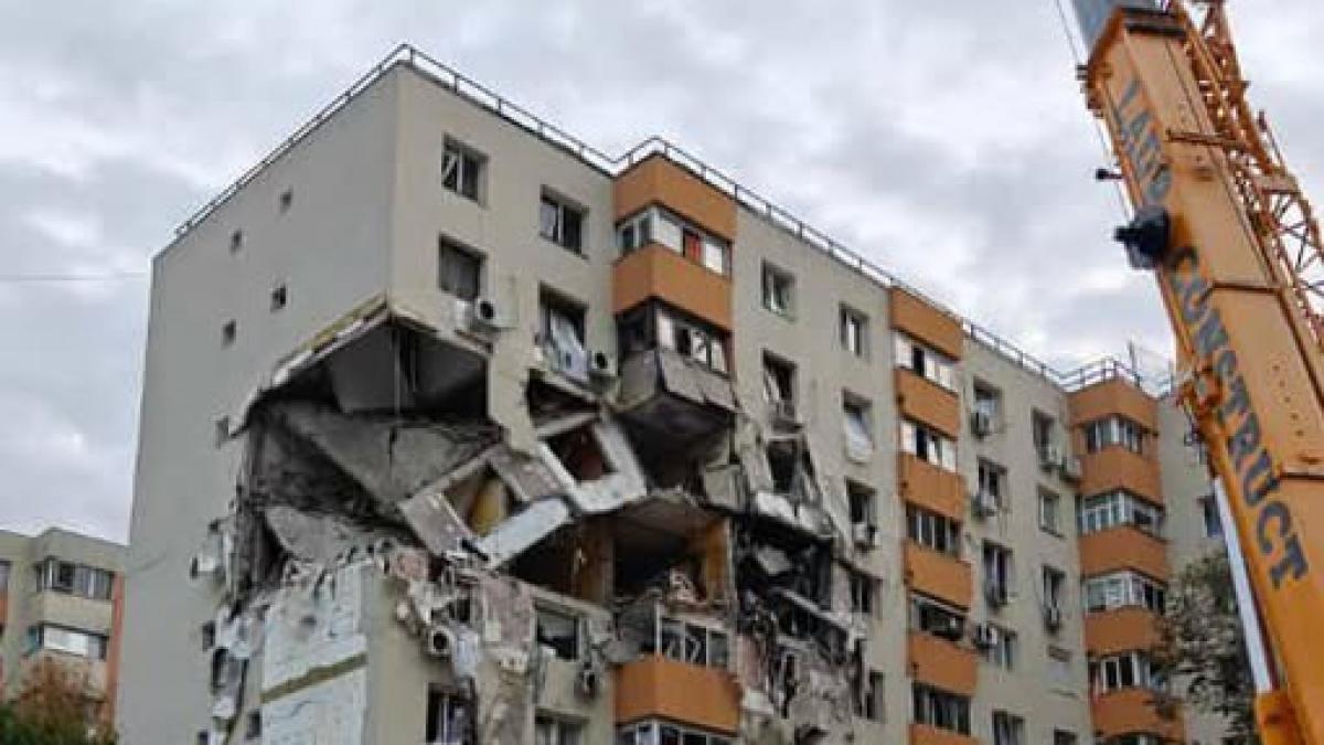 Se reiau lucrările de consolidare pentru blocul afectat de explozia din Rahova