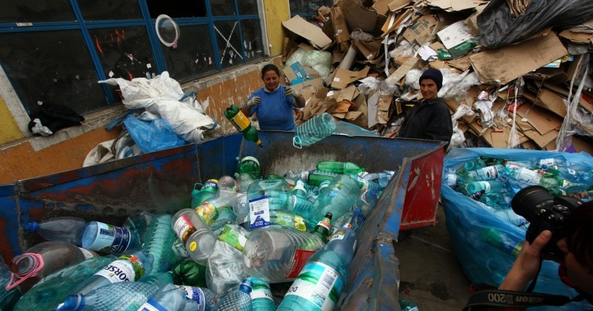 Noile reguli europene privind ambalajele: ce trebuie să știe companiile și consumatorii