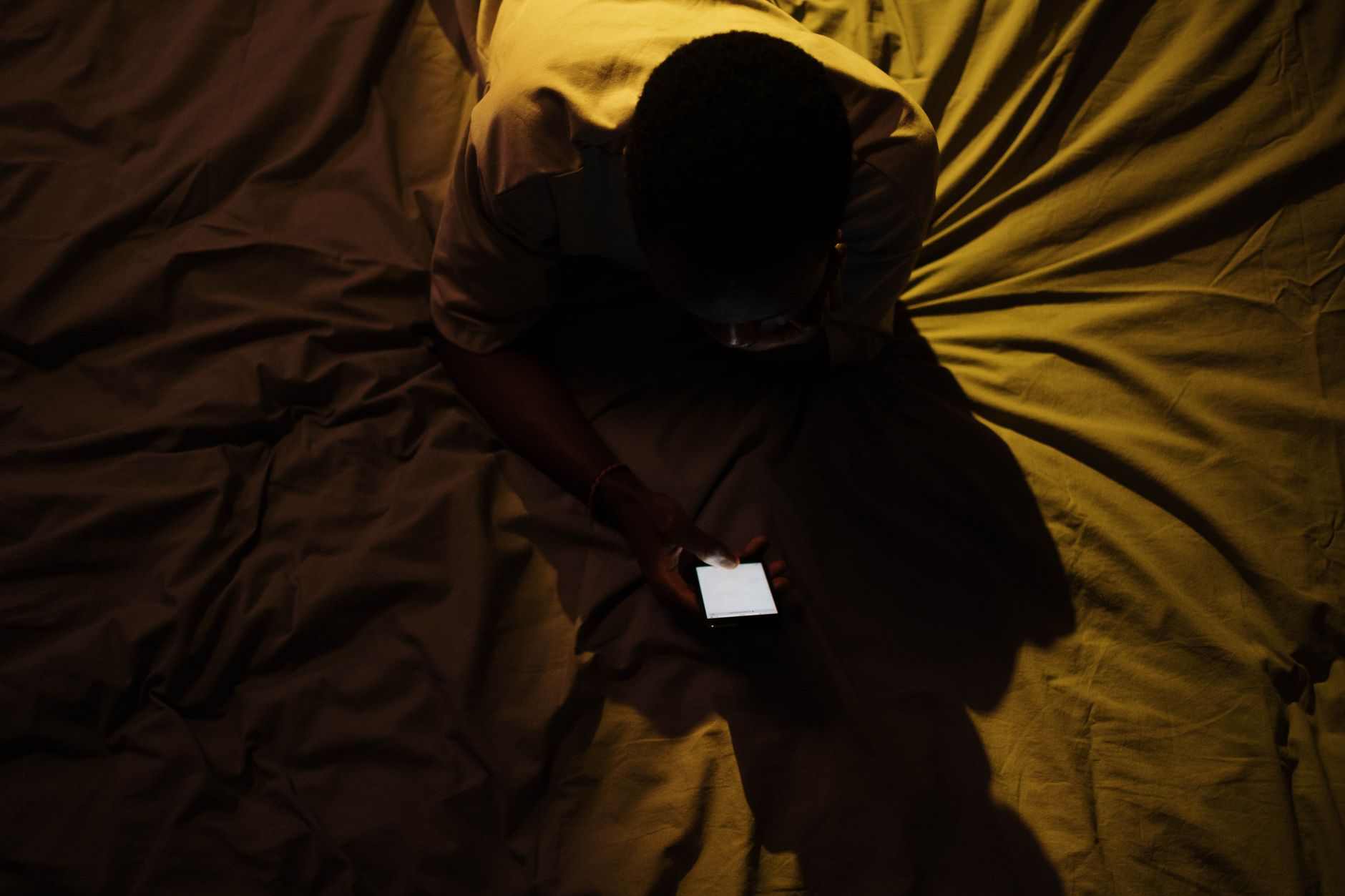 Noua metodă de fraudă prin care atacatorii preiau controlul conturilor de WhatsApp