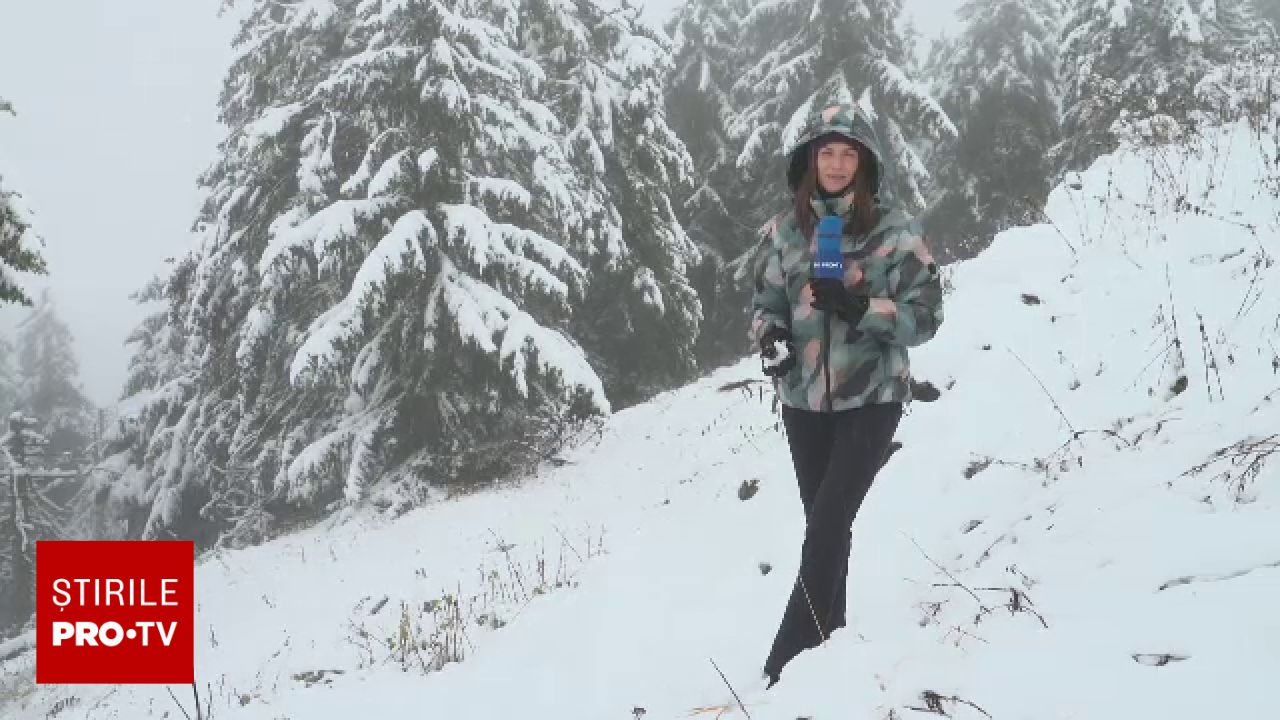 Zăpadă grosă la munte și intervenții pe Transfăgărășan din cauza condițiilor meteo nefavorabile