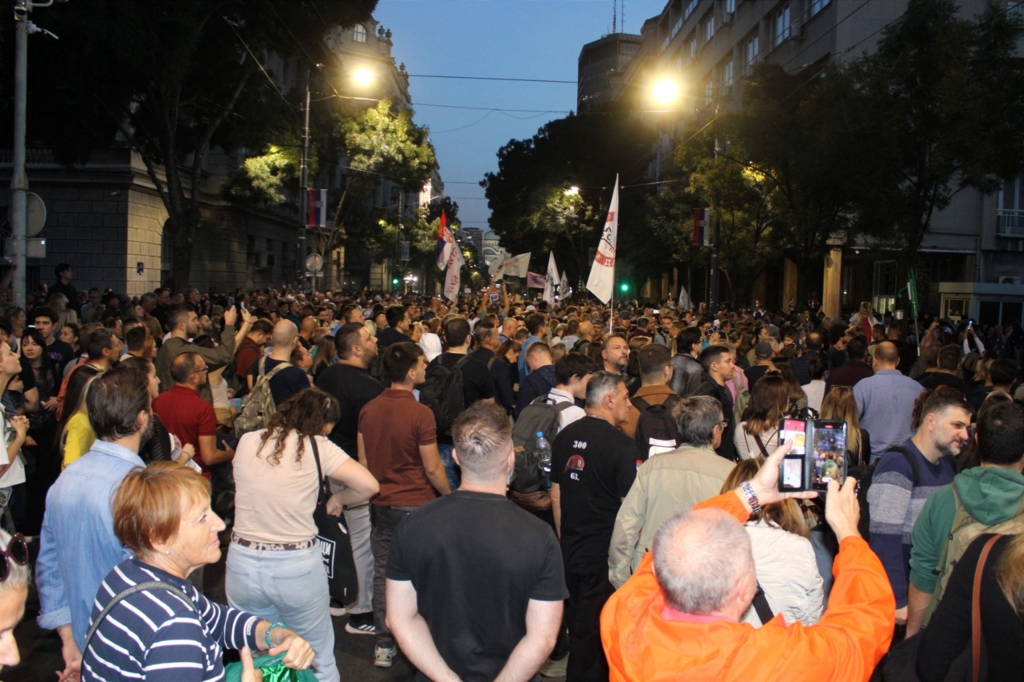 Marea mobilizare a studenților din Serbia înaintea alegerilor parlamentare de duminică