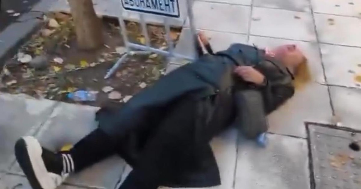 Incident violent în Bulgaria: un agent de pază a împins o jurnalistă la pământ