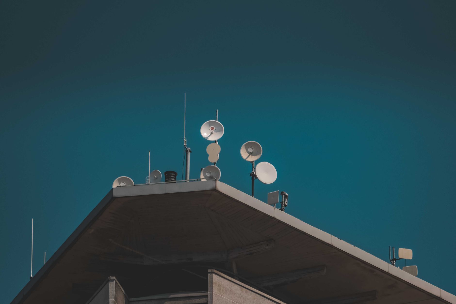 Ucraina colaborează cu firme finlandeze pentru un sistem de comunicații prin satelit independent