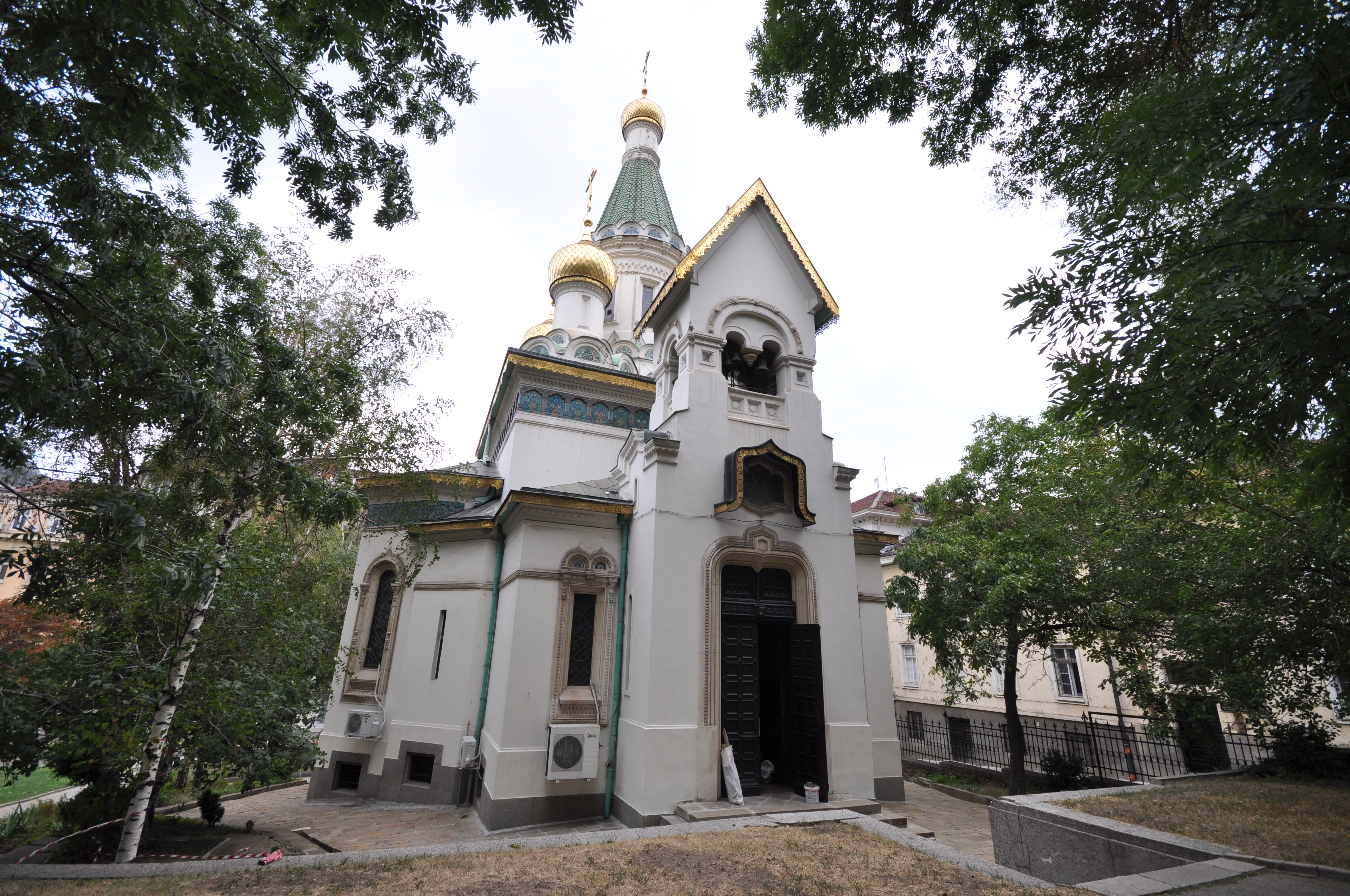 Mesaj de solidaritate transmis de Patriarhul Daniel după atacul terorist de la o biserică din Iordania