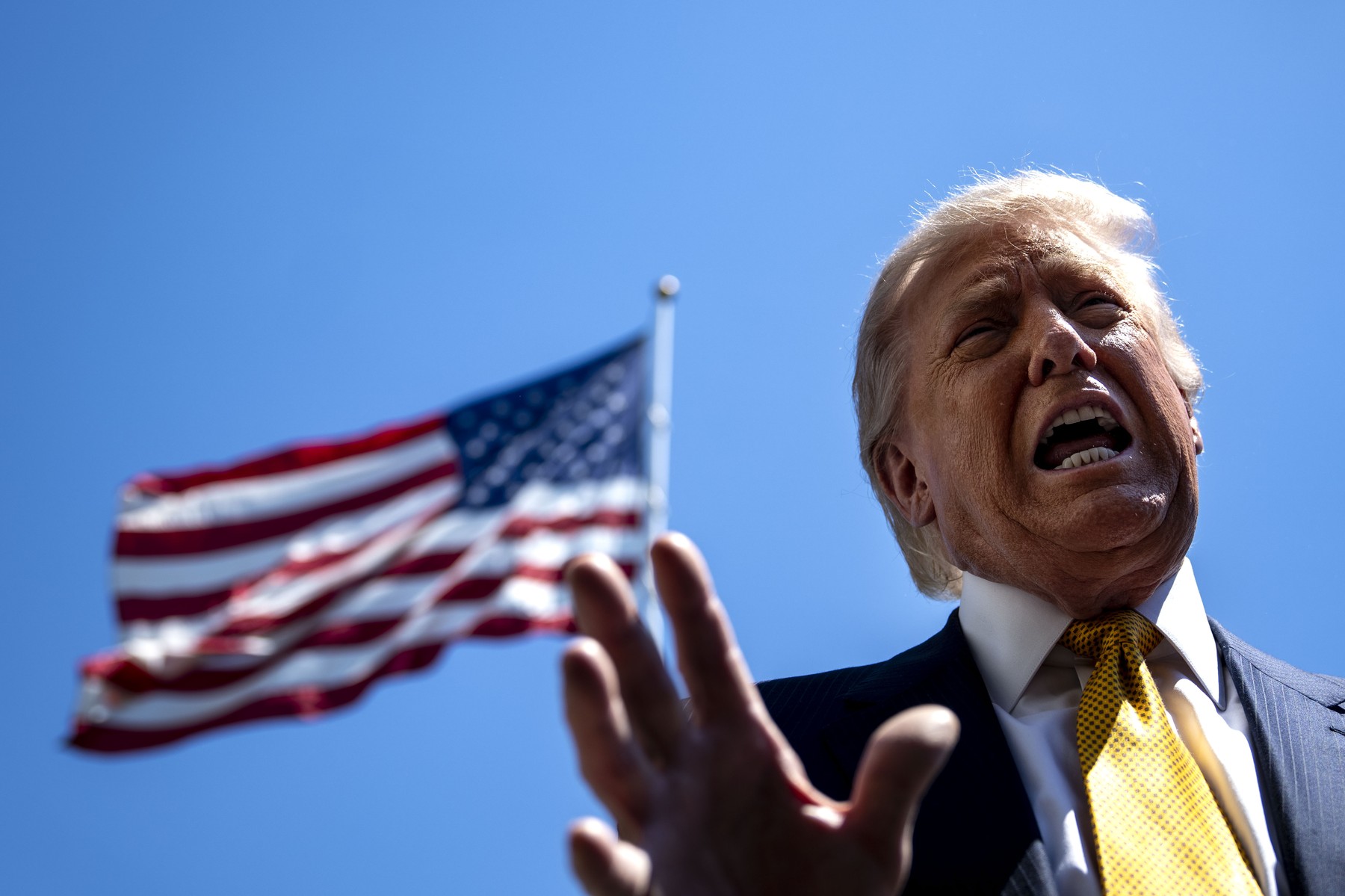 Trump analizează posibilitatea anihilării Iranului în contextul unei întâlniri cu liderii din Golf