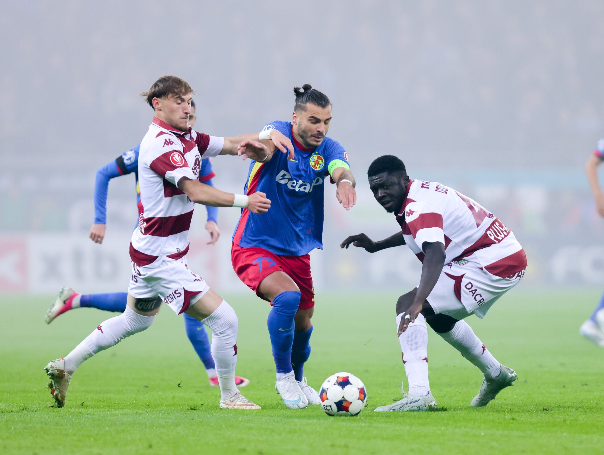Laurențiu Reghecampf laudă performanța echipei FCSB după victoria cu 4-1 în derby-ul cu Rapid