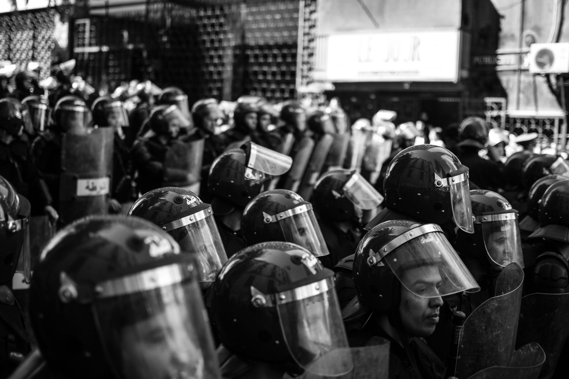 Violențe și jafuri în Franța după protestele masive împotriva costului vieții