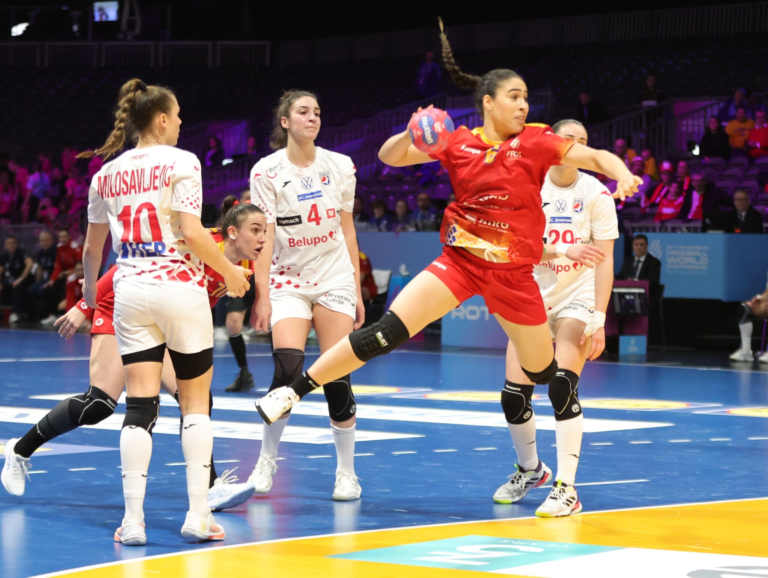România a învins Croația la handbal feminin, în cadrul unui meci amical disputat în deplasare
