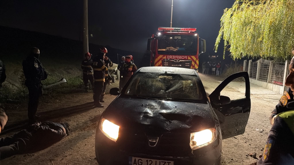 Pompier rănit în Argeș în timpul unei intervenții la un incendiu: Raed Arafat condamnă agresiunea