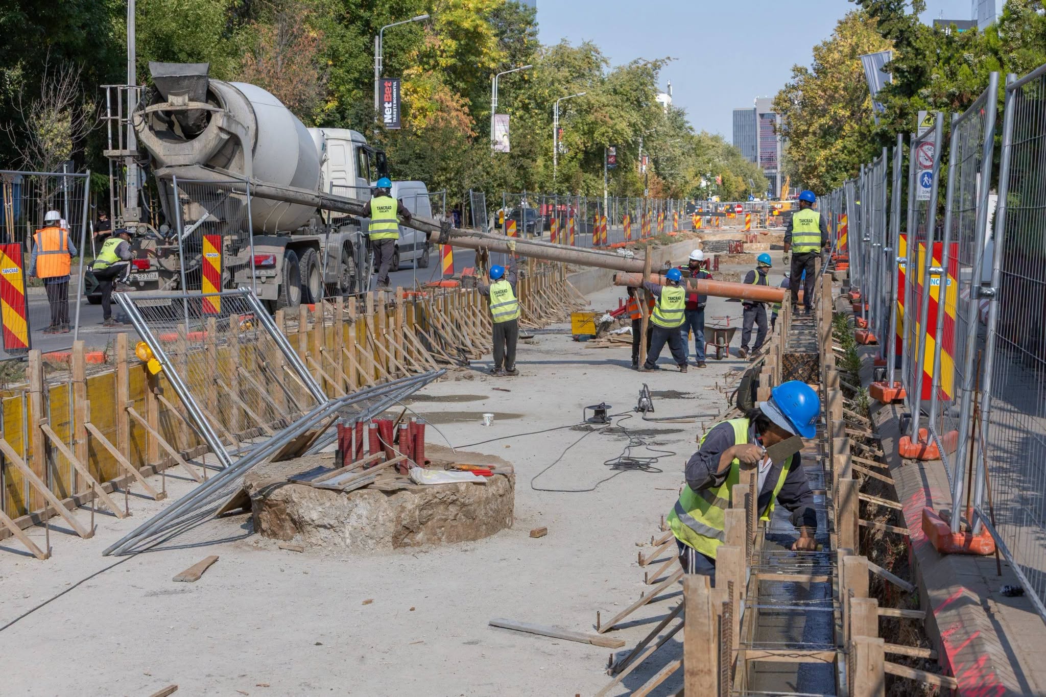 Evoluția șantierului de tramvai de pe bulevardul Lacul Tei și pe străzile din apropiere