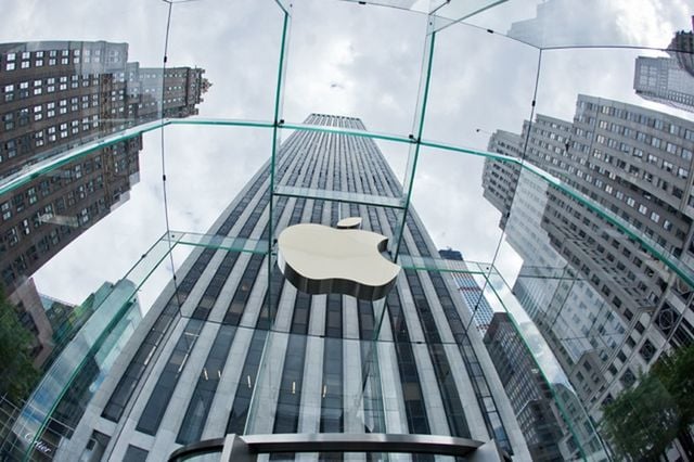 Apple introduce noul iPad mini dotat cu tehnologie OLED, ecran mai luminos și design mai subțire
