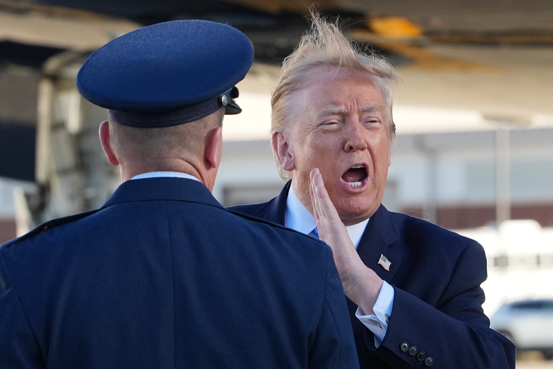 Donald Trump promite recompense de un milion de dolari pentru raportarea fraudelor electorale
