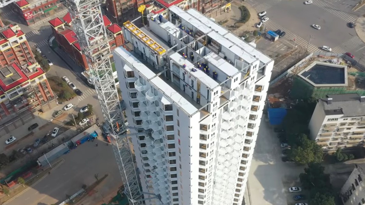 Construcția unui zgârie-nori de 26 de etaje în doar 120 de ore de către compania Broad Group