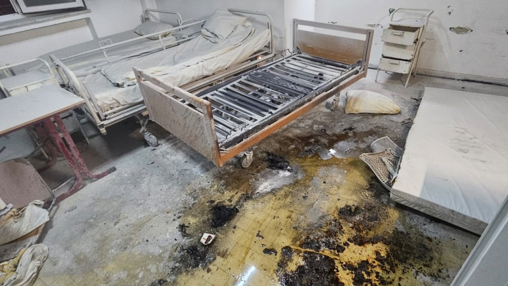 Incendiu la secția de Psihiatrie a Spitalului Județean de Urgență Reșița: 16 pacienți evacuați