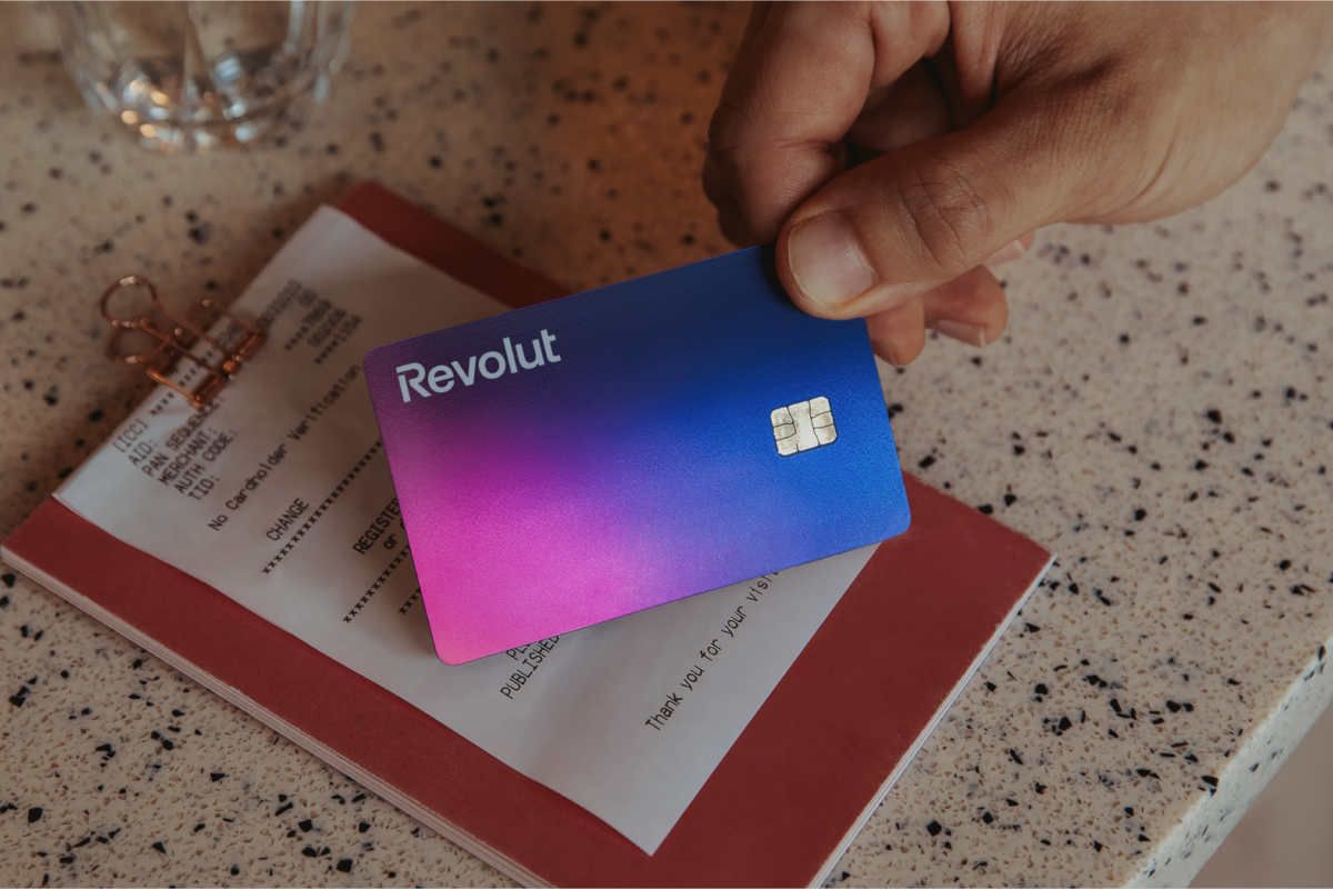 Utilizatorii Revolut raportează dificultăți de acces la conturile personale