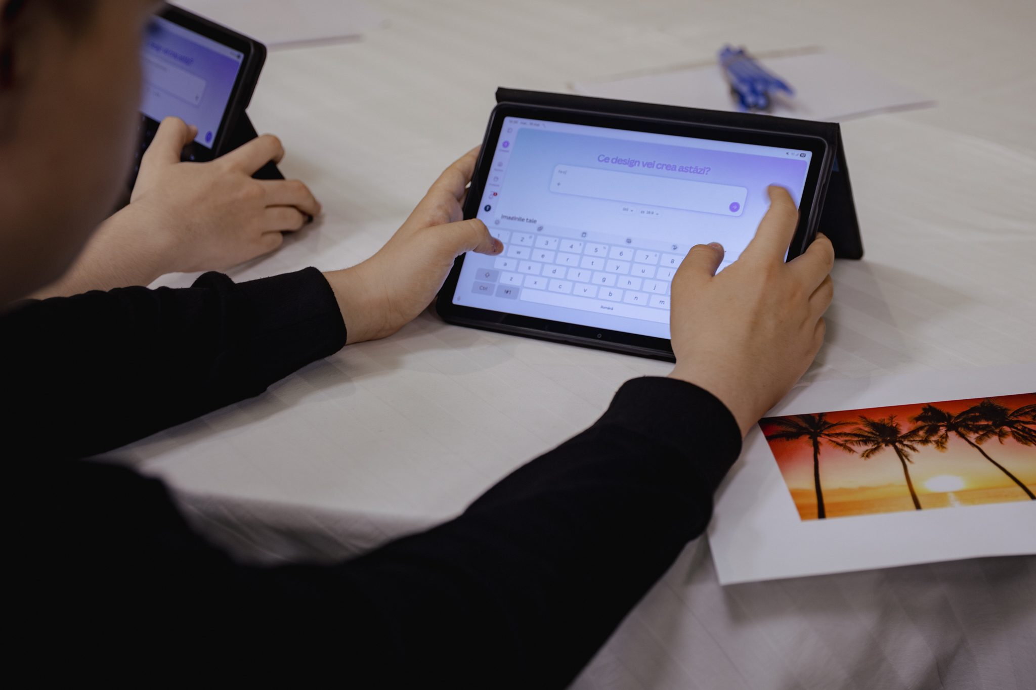 Ministerul Educației aprobă prima disciplină opțională de literație în inteligență artificială pentru liceeni
