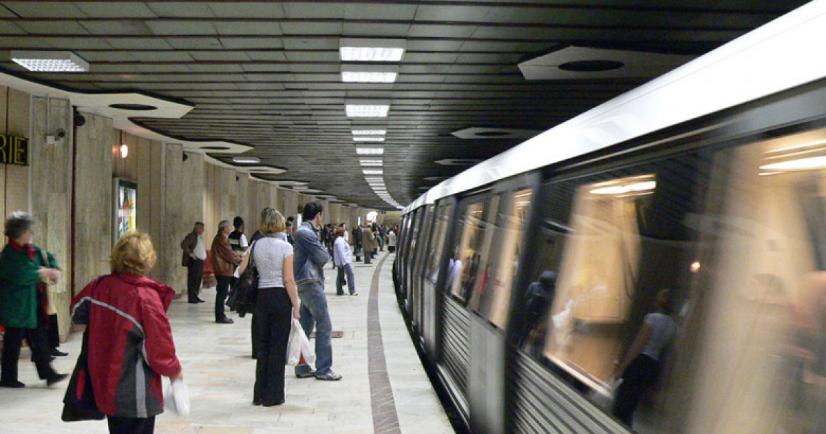Problemele tehnice ale metroului din București: 104 petiții depuse de călători în doar zece luni