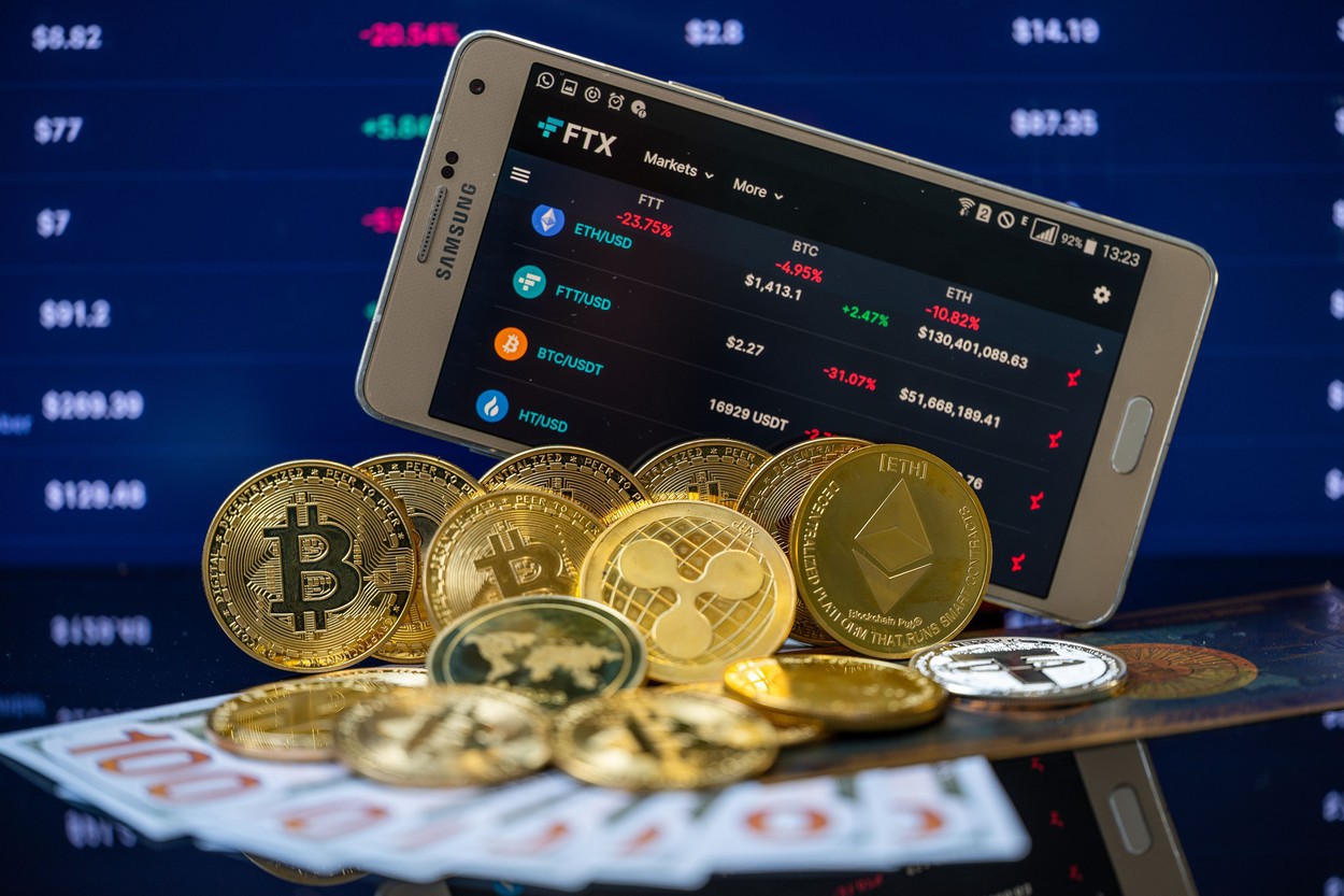 Binance suspendă tranzacțiile după ce un hacker a furat 6,3 miliarde de dolari