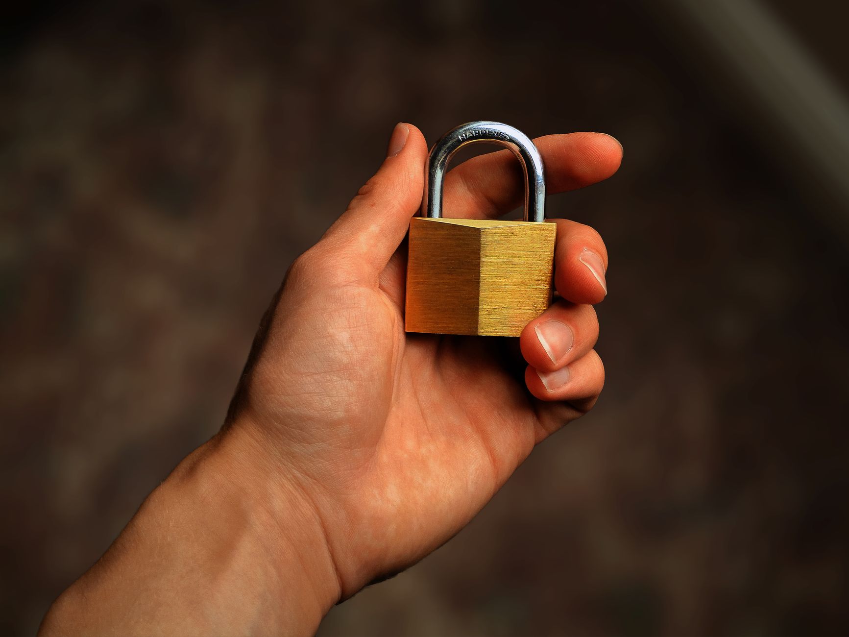 Cum funcționează pixelii invizibili din e-mail și noile reguli de protecție a datelor care intră în vigoare