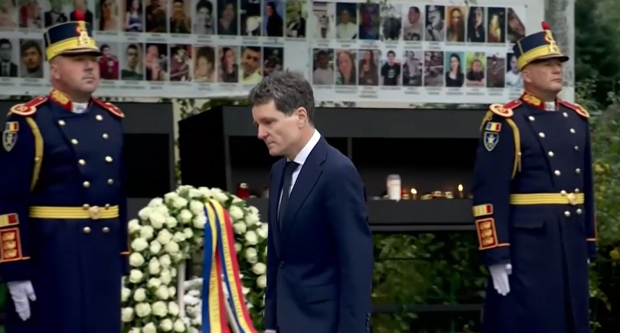 Nicușor Dan a participat la comemorarea victimelor din clubul Colectiv, la 11 ani de la tragedie