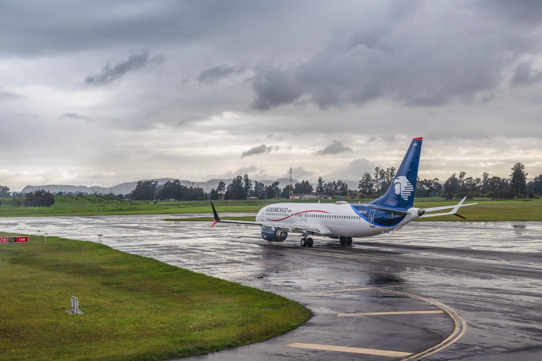 Conflict între Dan Air și NETOPIA: Compania aeriană avertizează cu anularea zborurilor