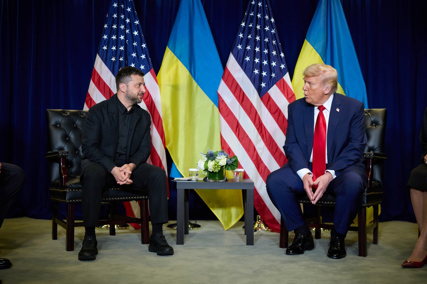 Zelenski solicită lui Trump impunerea unor sancțiuni severe împotriva Rusiei pentru limitarea producției de rachete