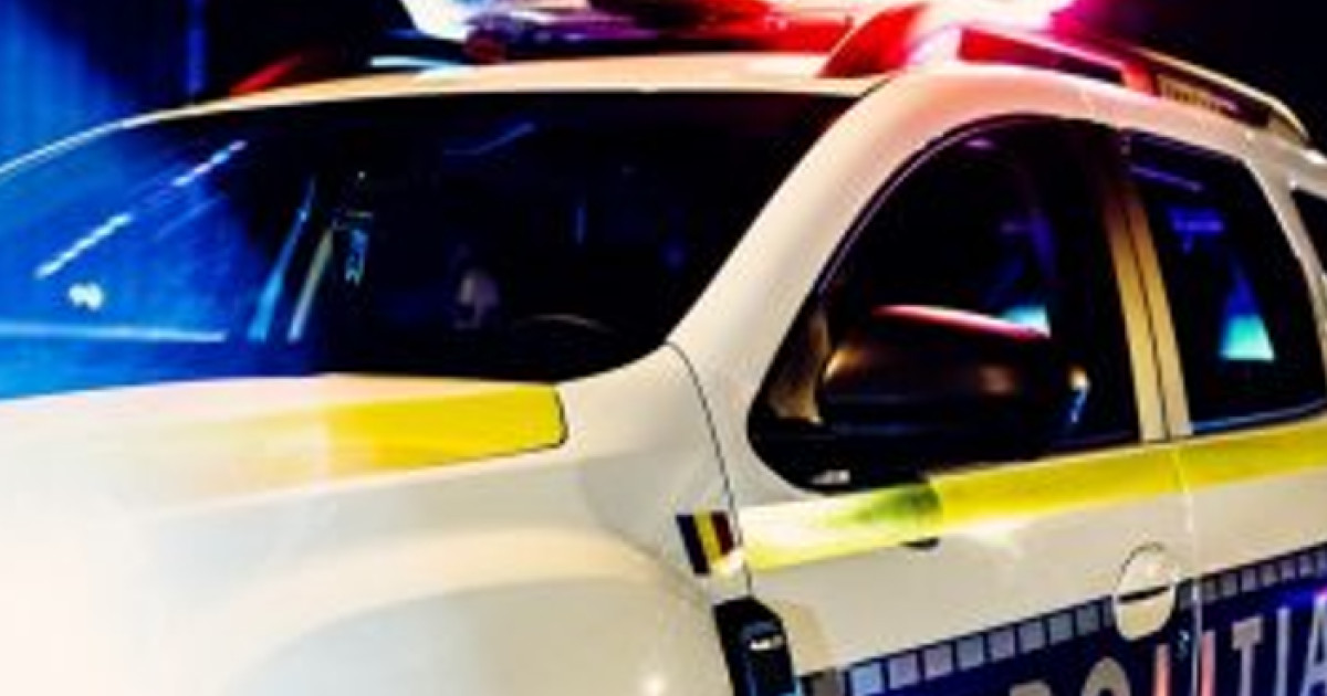 Trei persoane au fost arestate preventiv după ce au încercat să fugă de la poliție în Alexandria