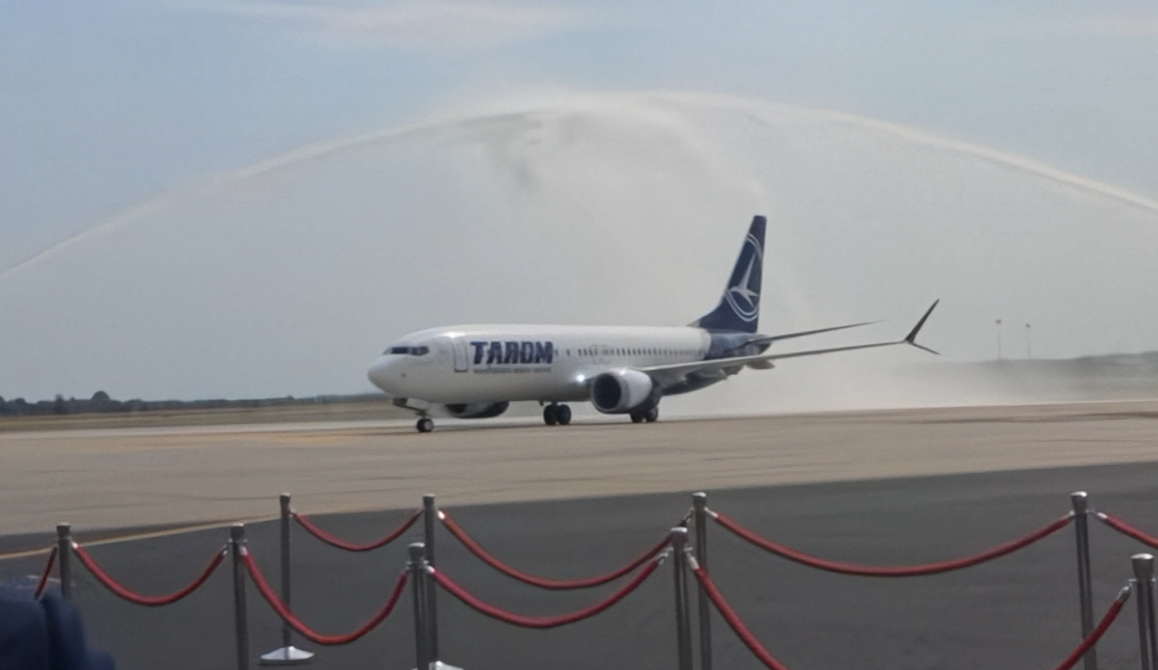 TAROM a recepționat prima aeronavă Boeing 737 MAX 8. Vezi pe ce rute va zbura noul avion „Mircea Lucescu”
