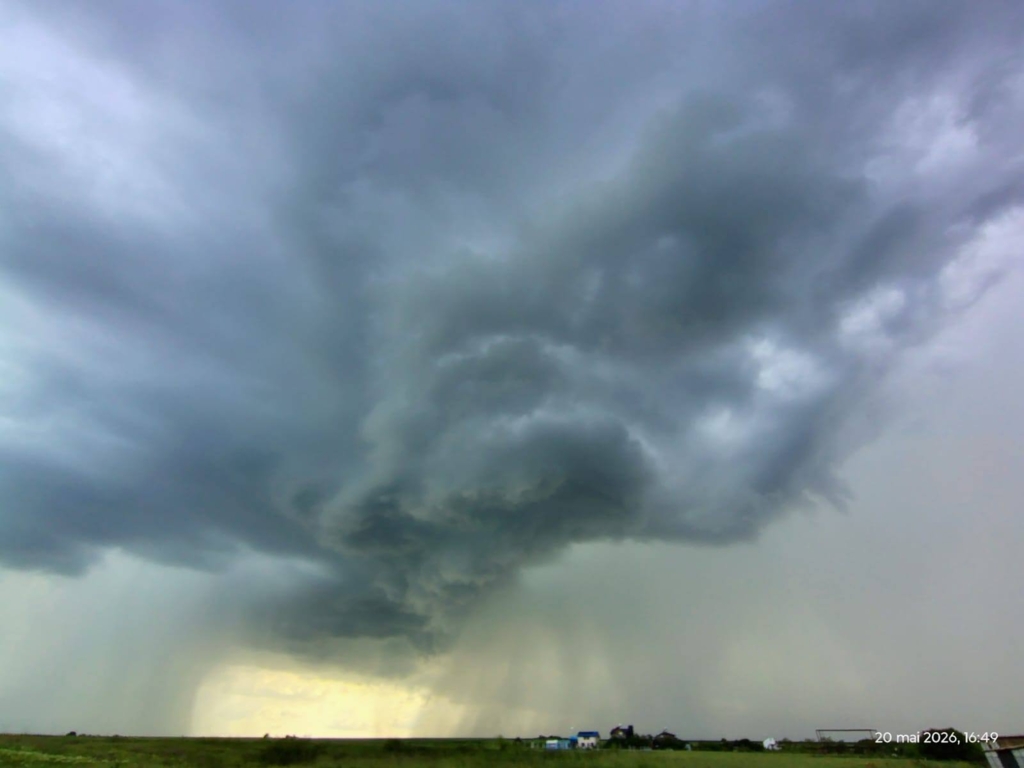 Avertizare meteo: Cod galben de vânt și scăderi bruște de temperatură în România
