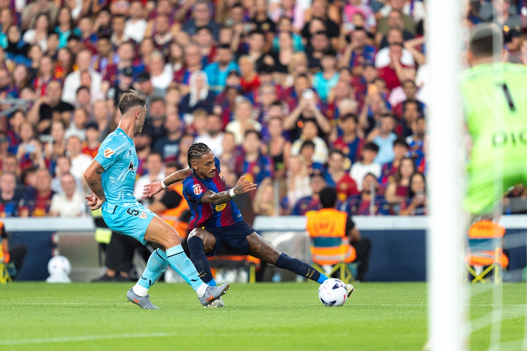 FC Barcelona prelungește contractul lui Raphinha până în anul 2030